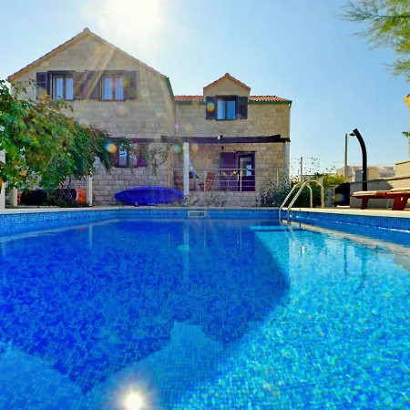 Sofija By Interhome Vikendica *