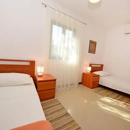 Sofija By Interhome Vikendica *