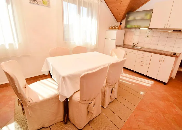 Sofija By Interhome 포블랴